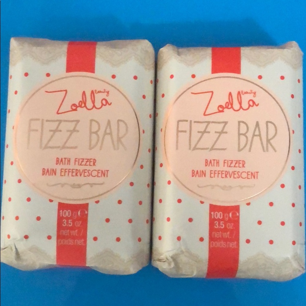 3/$15- (2 Packs) Zoella Bath Bomb 🛁